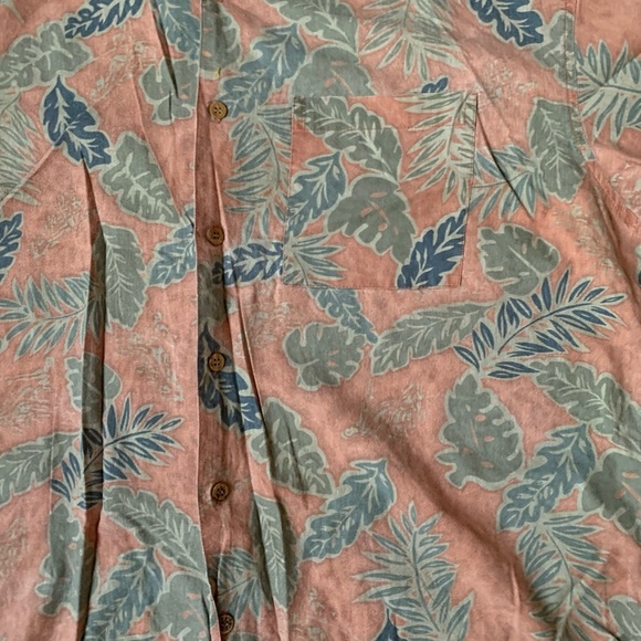 Hawaiian Shirt - Picture 2 of 6